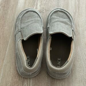 Children’s Place size 3 kids tan slip on shoe
